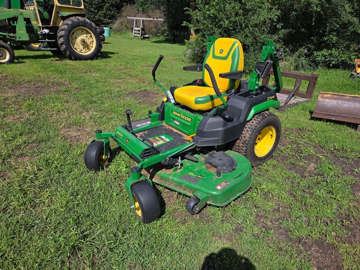 2023-john-deere-la-image-24