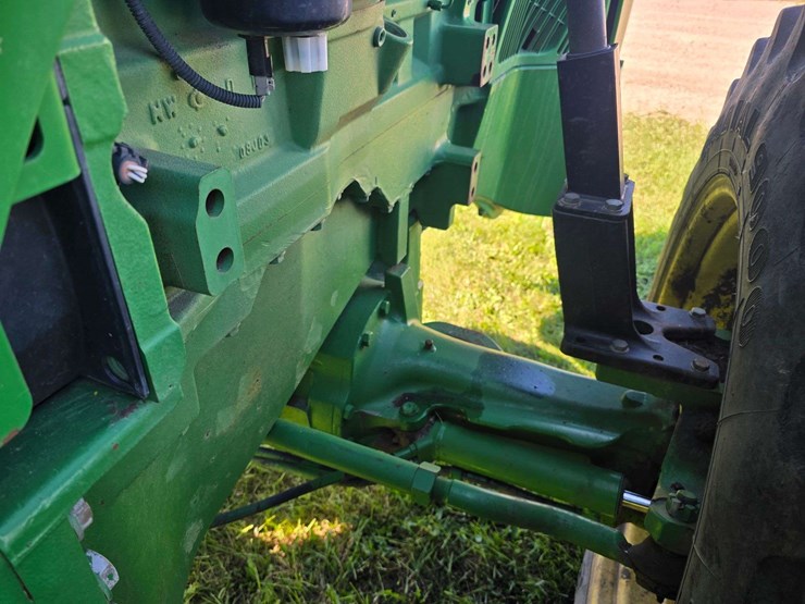 2004-john-deere-8320-image-46
