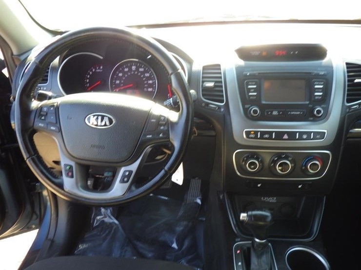 2014-kia-sorento-image-9