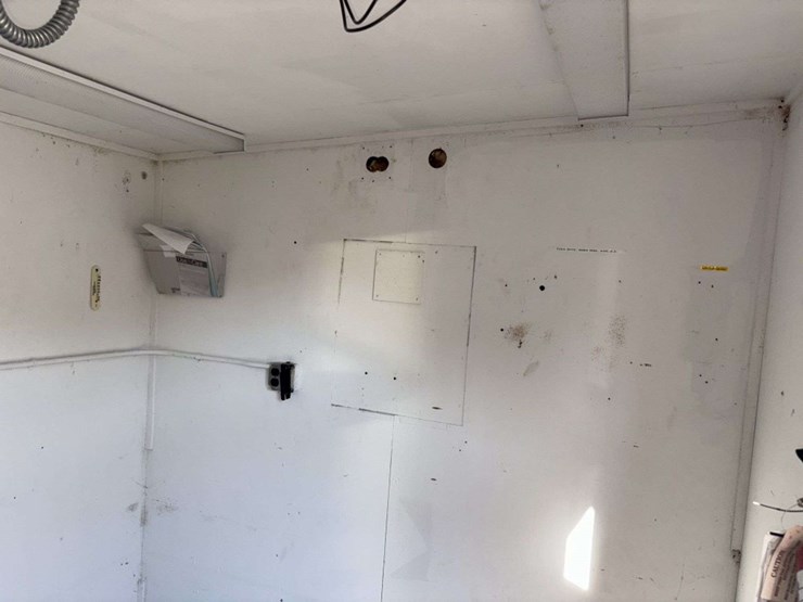corn-dryer-shack,-on-skids,-100”x123”x102”-tall,-insulated,-32”-door,-a/c,-heat,-lights-image-10