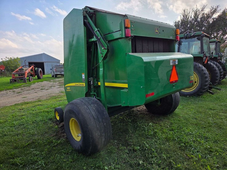 john-deere-569-image-3
