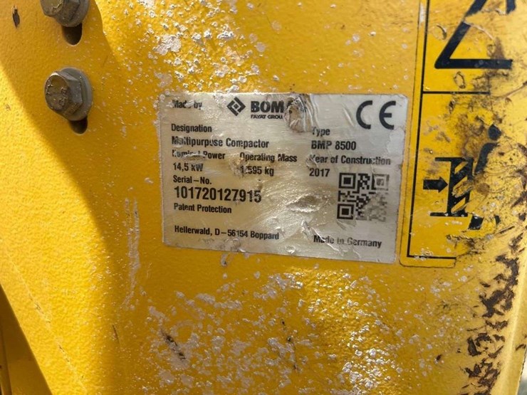 2017-bomag-bmp8500-image-7