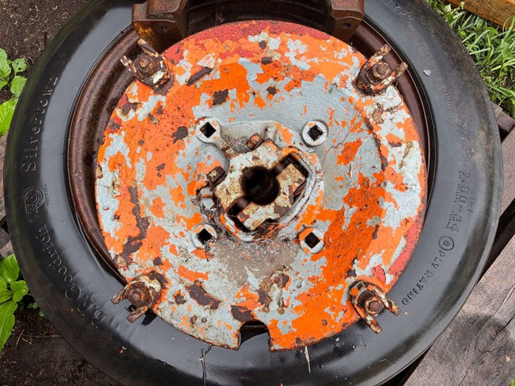 (2)-ji-case-wheels-and-(1)-7.50-24-tire-image-5