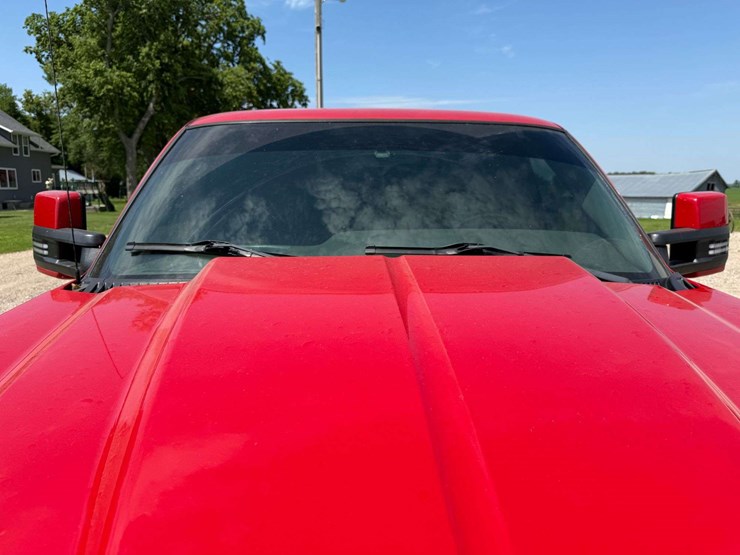 2004-chevrolet-2500hd-image-14