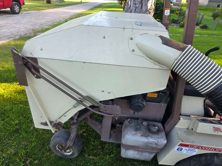 2009-grasshopper-721d-image-21