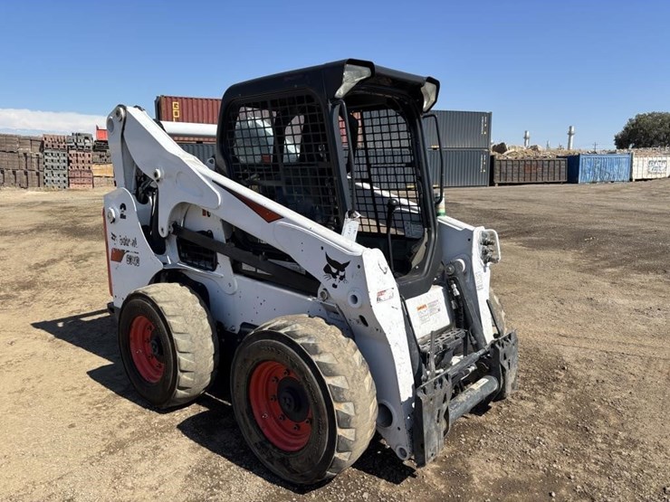 2021-bobcat-s740-image-2