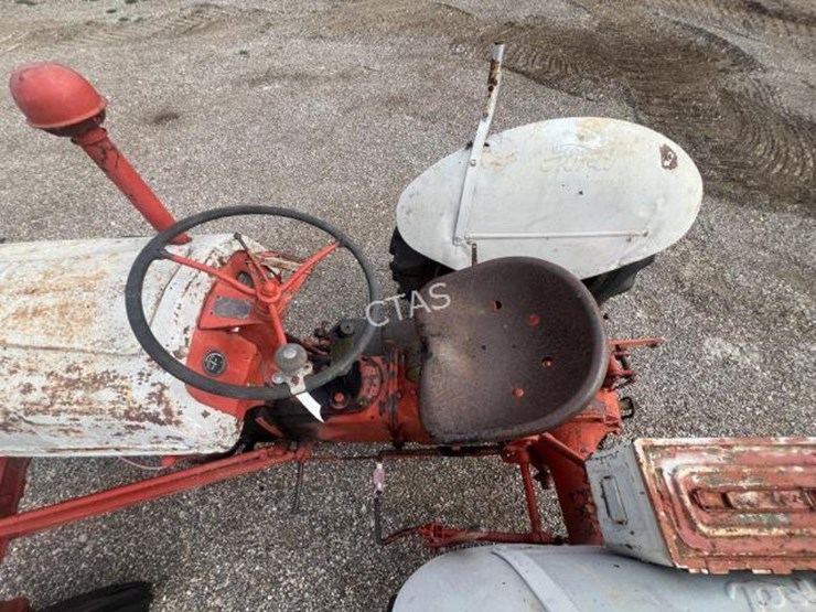 ford-tractor-image-10