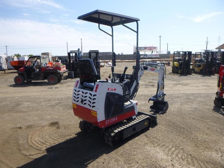 bttl-et12m-6-hydraulic-excavator-image-3