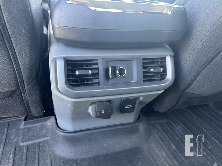 2021-ford-f150-image-32