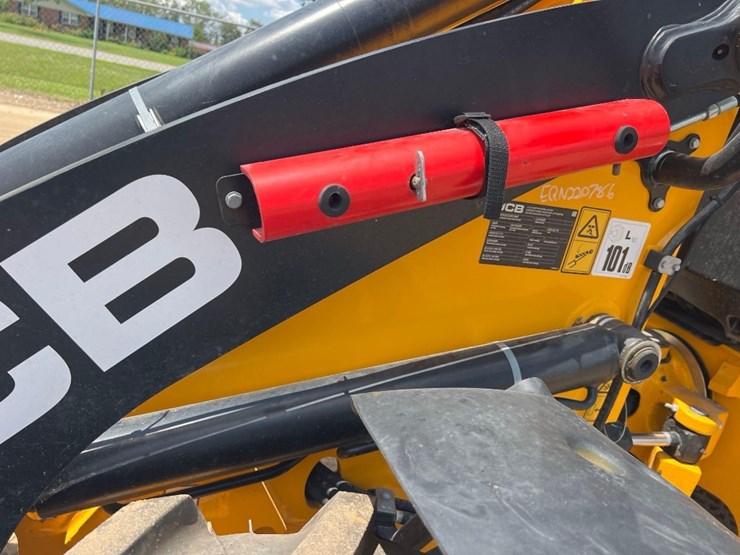 jcb-409-image-12