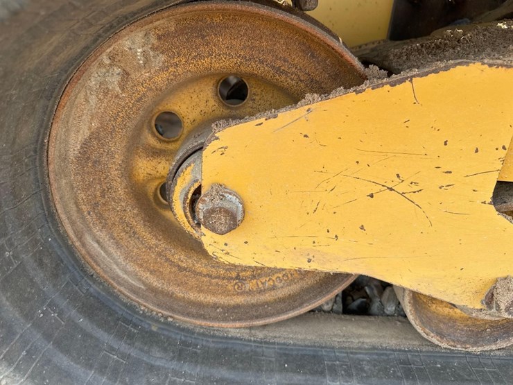 2021-caterpillar-289d3-image-9