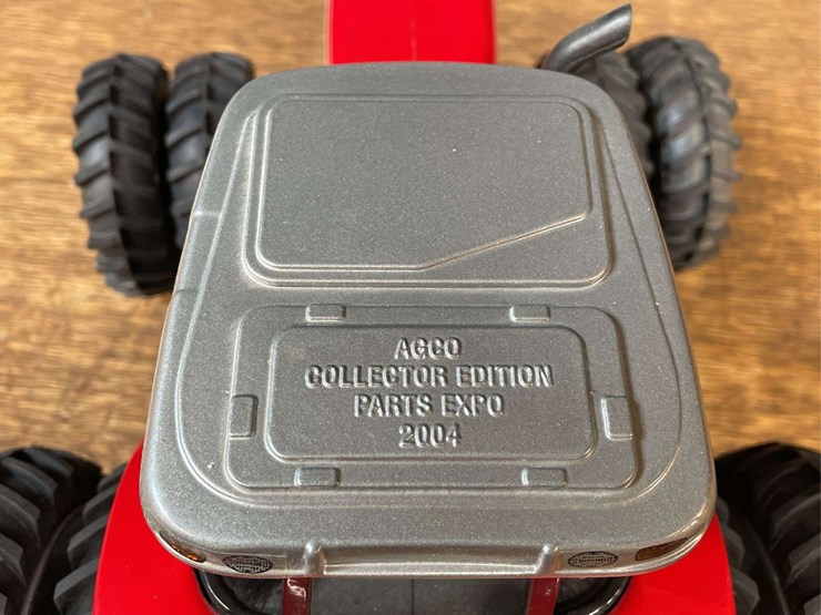 1/16-mf-8480-2004-agco-parts-expo-nib-sm-image-13