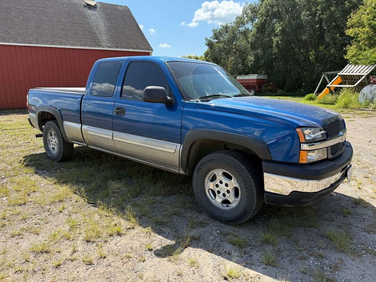 2003-chevrolet-1500-image-9