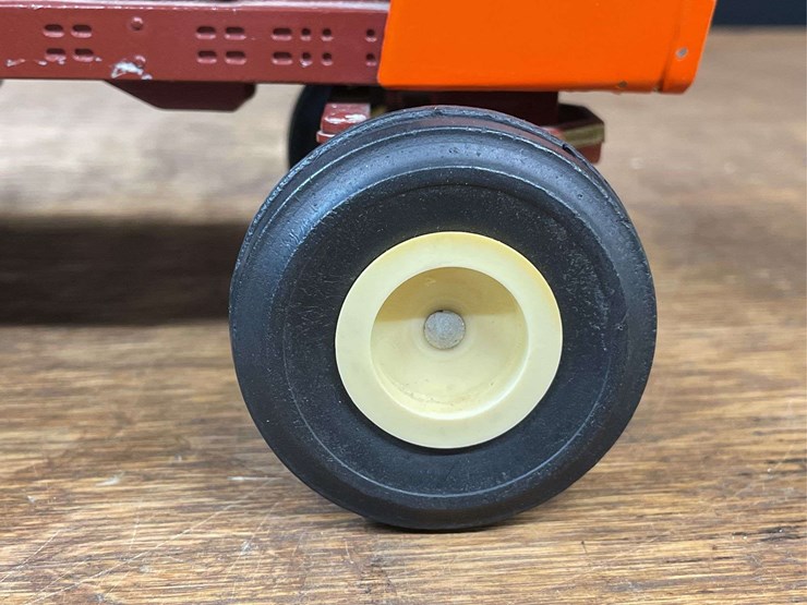 1/16-ac-7050-ertl-image-15
