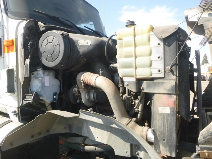 2004-international-5500-image-16