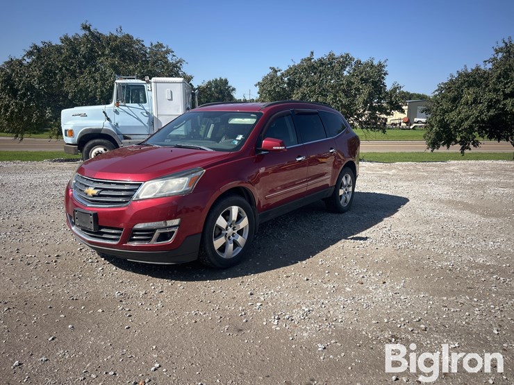 2013-chevrolet-traverse-ltz-image-1
