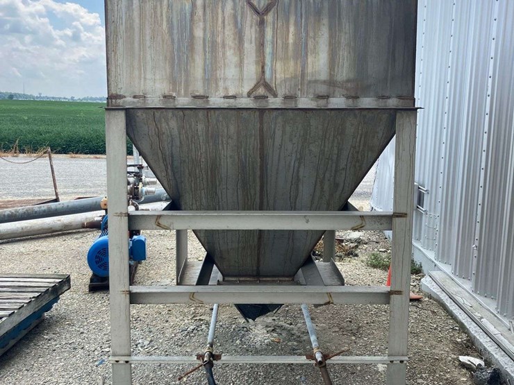 stainless-steel-fertilizer-dual-bin-blend-hopper-image-3