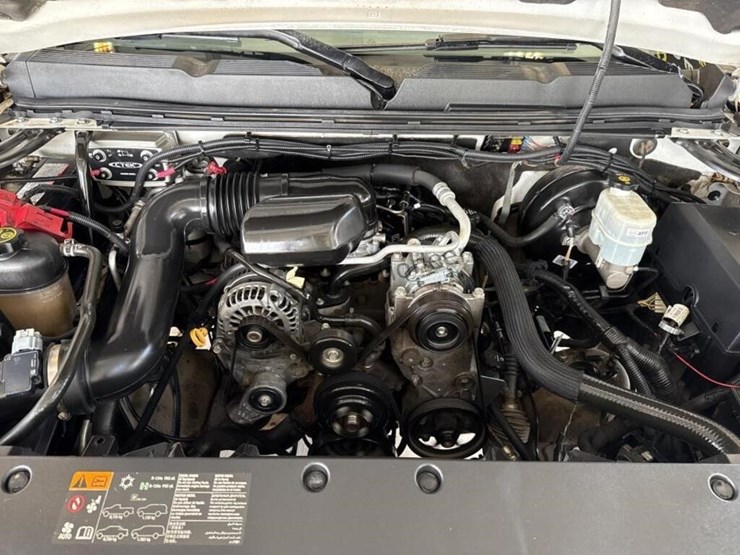 2012-chevrolet-silverado-1500-image-12
