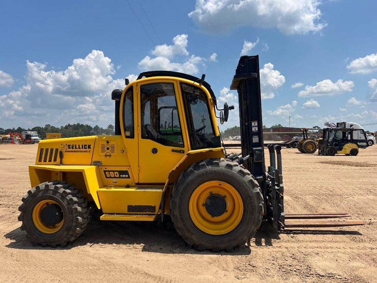 sellick-s80t4e-4ps-rough-terrain-forklift-image-5