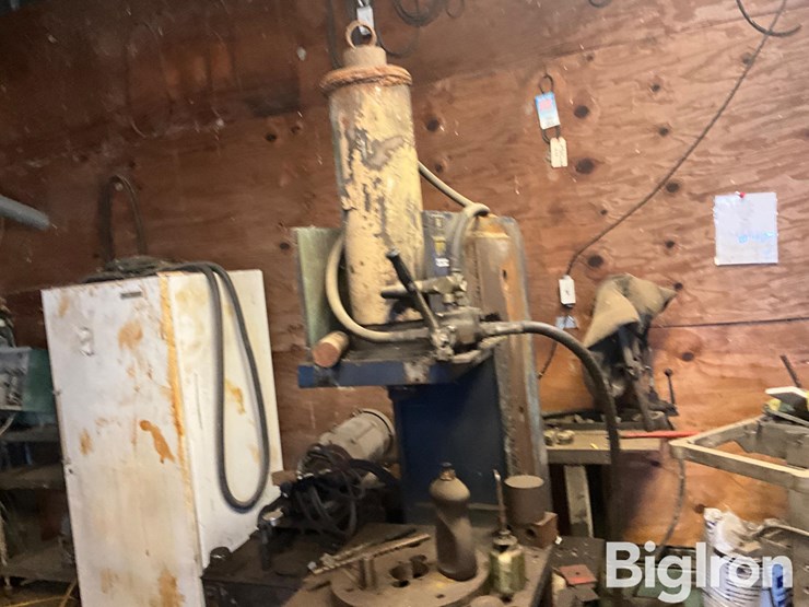 hydraulic-hose-maker-&-hydraulic-press-image-4