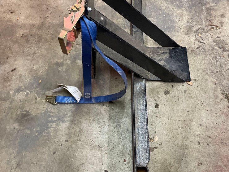 motorcycle-bracket-for-trailer-image-2