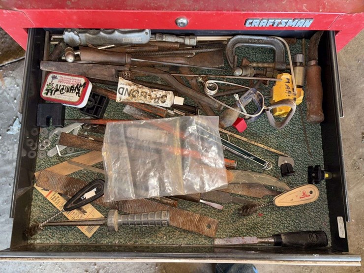 craftsman-tool-chest,-9-drawers,-with-contents-image-9