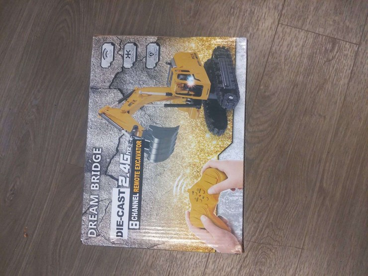 unused-remote-controller-excavator-image-3