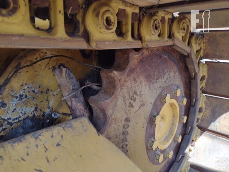 2022-deere-450k-image-21