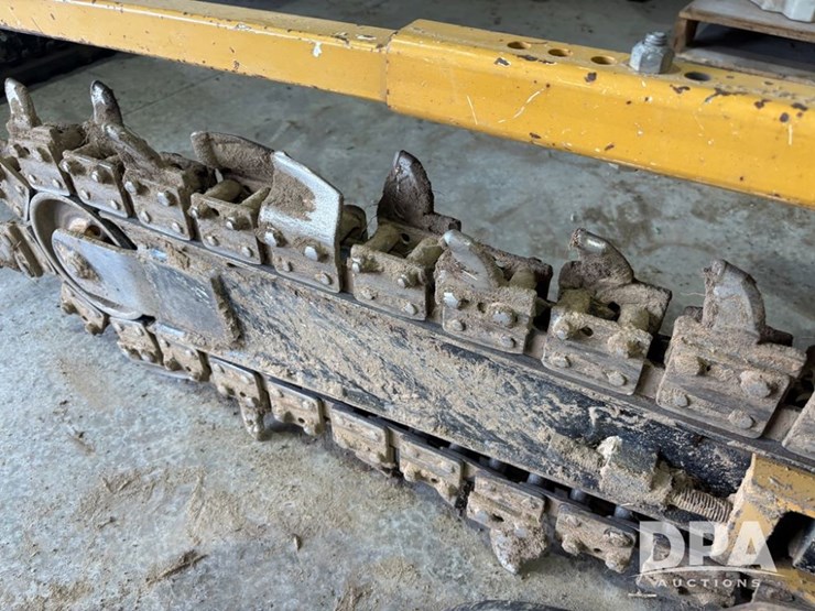 vermeer-trencher-(dr11218)-image-13