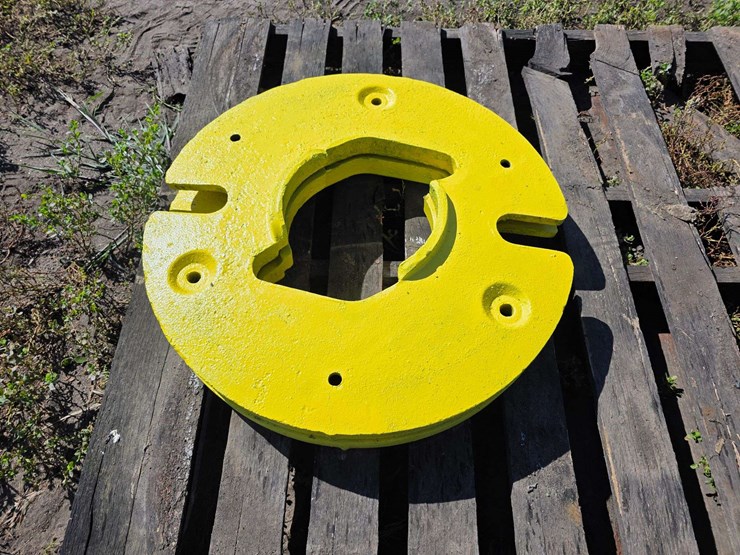 (2)-john-deere-older-style-rear-wheel-weights-image-4