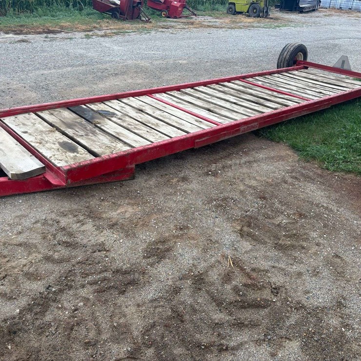 21.5-ft Bale mover, 2 point hook up
