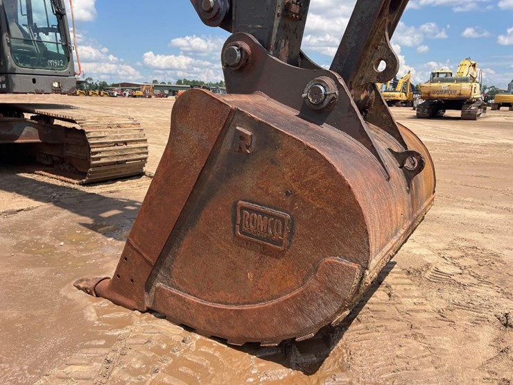 2016-volvo-ec380el-image-10