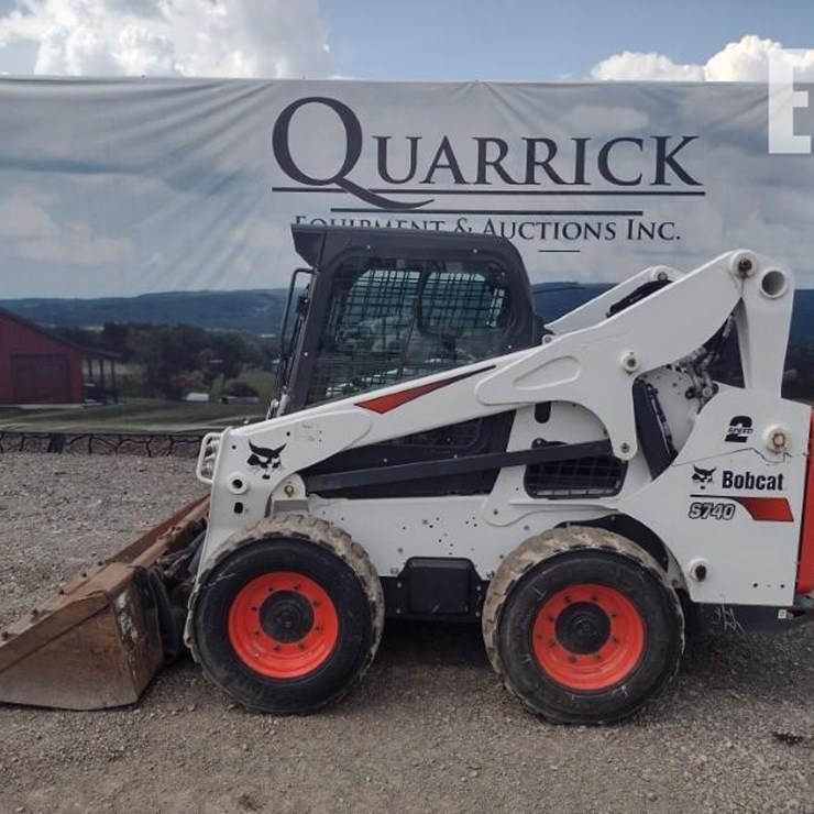 2022 BOBCAT S740