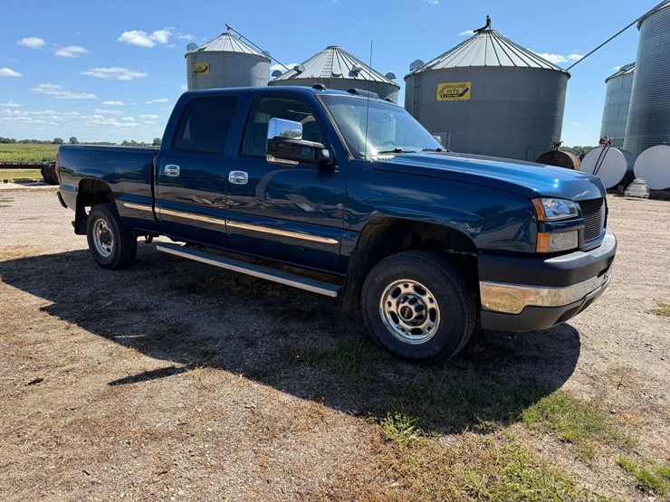 2005-chevrolet-2500-image-5