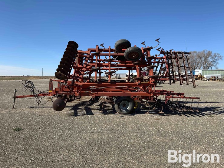 case-ih-4200-image-8
