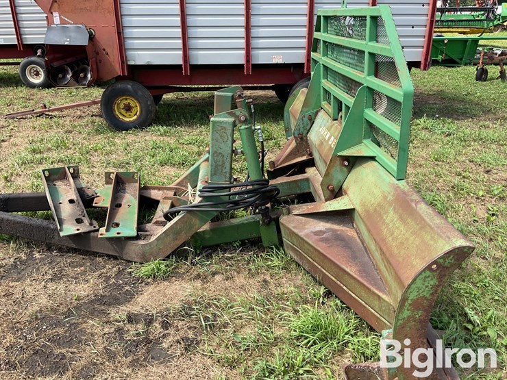 john-deere-12-image-4