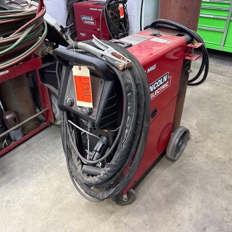 LINCOLN ELECTRIC POWER MIG 260 WELDER