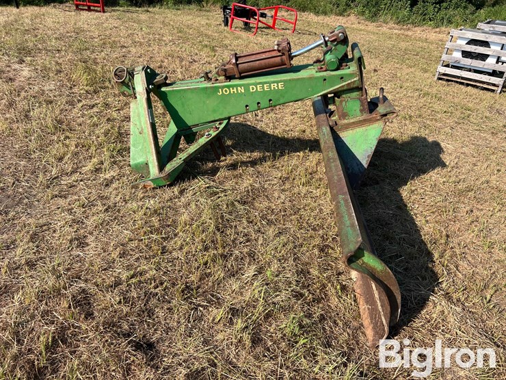 john-deere-115-image-8