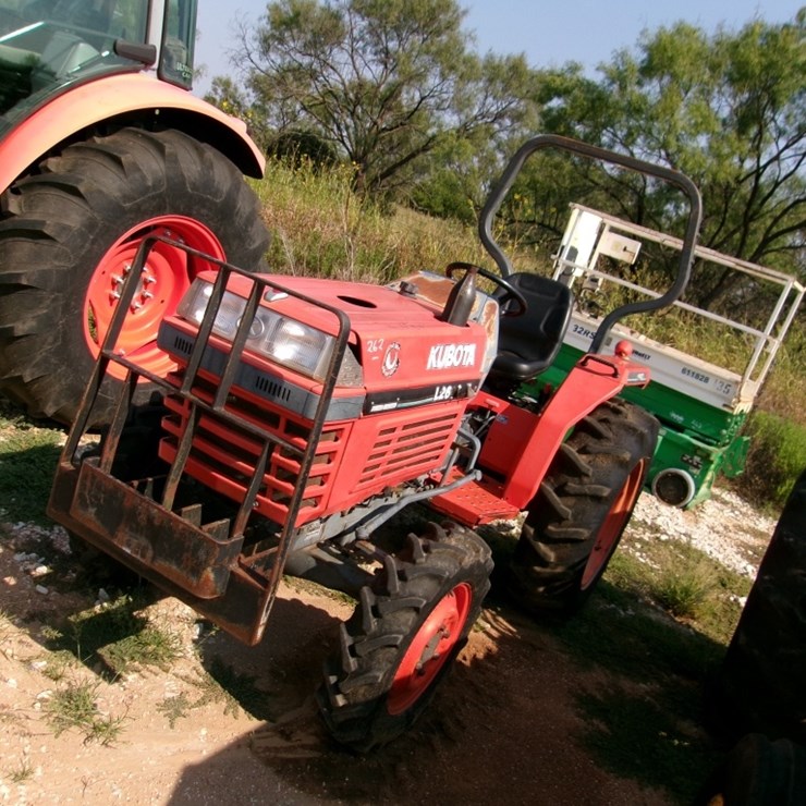 KUBOTA L2600
