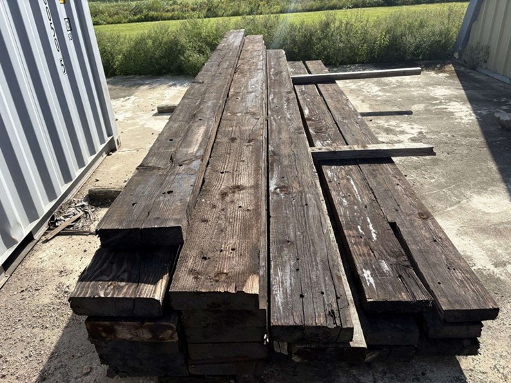 (31)-3”x10”x18’-creosote-bridge-planks-image-8