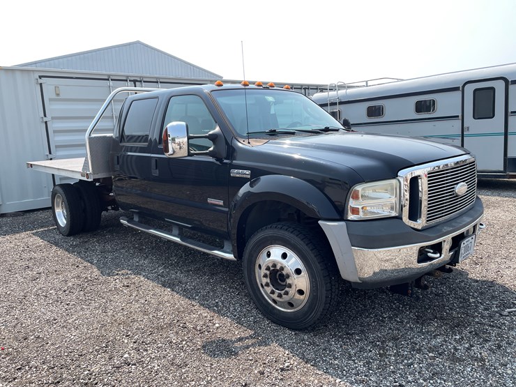 2007-ford-f550-image-3