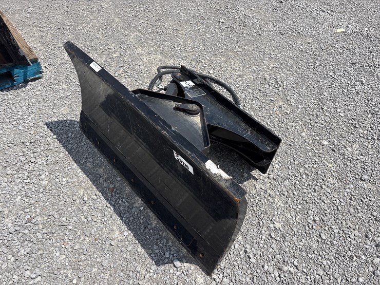 #28425-•-giyi-gy-txc-43"-snow-shovel-image-1