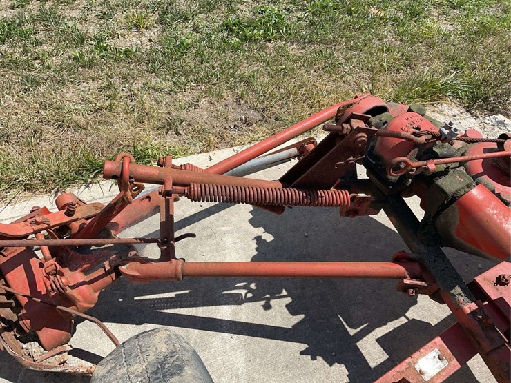 new-idea-sickle-bar-mower-image-11