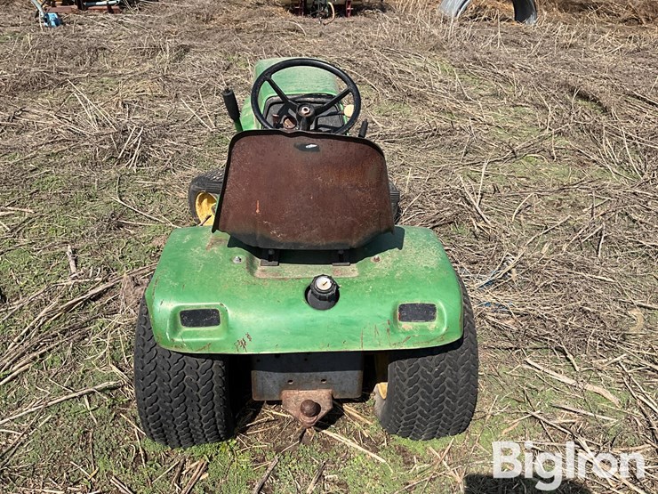 john-deere-212-image-6