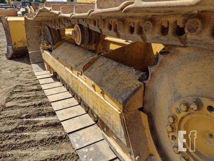 2004-deere-650h-image-21