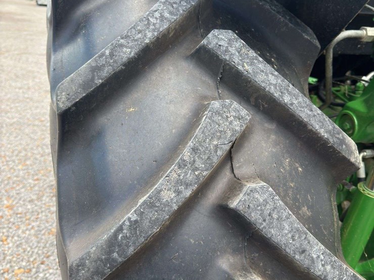 2020-john-deere-6120e-image-20
