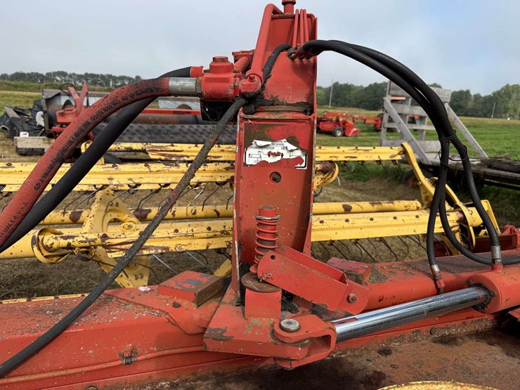 new-holland-499-image-20
