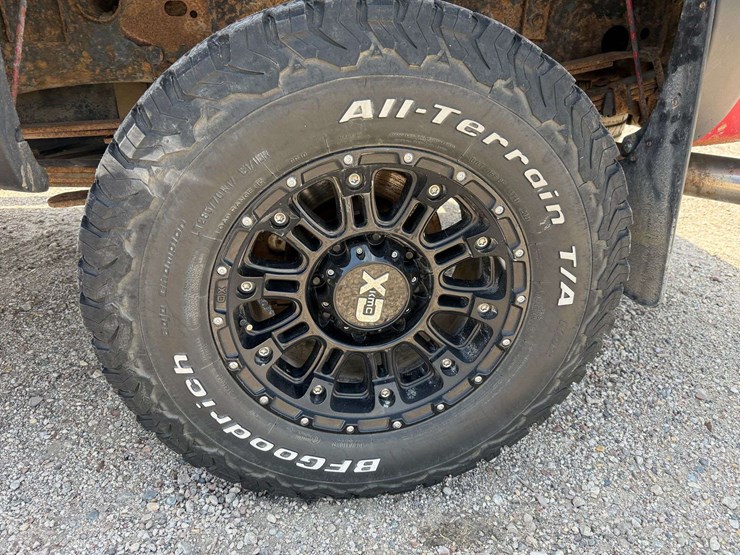 2004-chevrolet-2500hd-image-23