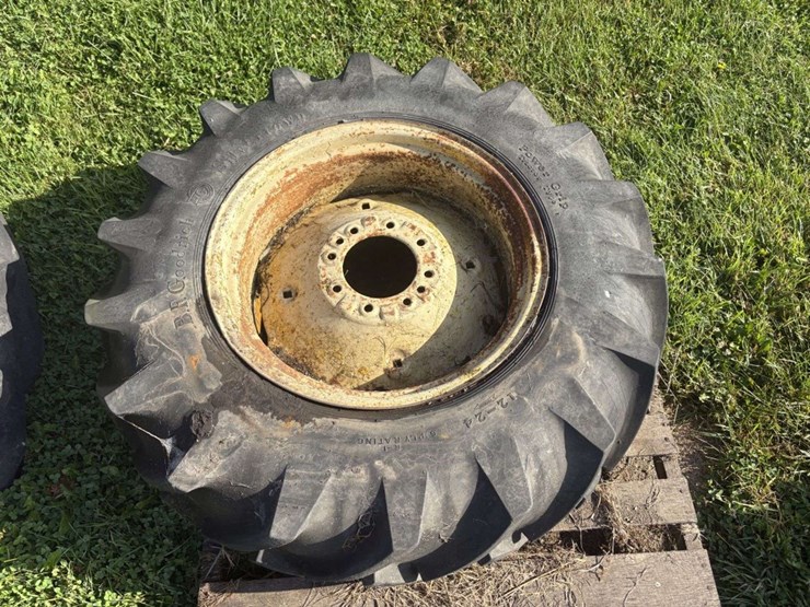 (1)-bfg-12-24-traction-tire,-6-ply-image-2