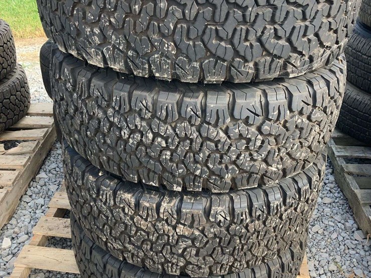 ford-6-bolt-rims-and-lt275/65r18-bfgoodrich-all-terrain-t/a-tires---set-of-4-image-4
